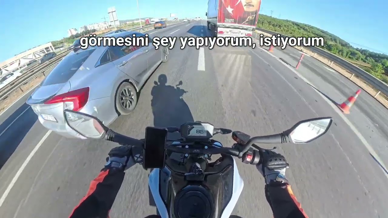 Neşter &uuml;st&uuml;nde muhabbet.
