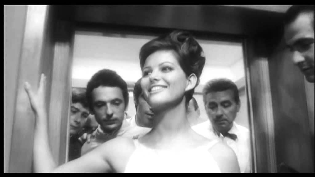 Claudia Cardinale en Il magnifico cornuto (sueño).avi