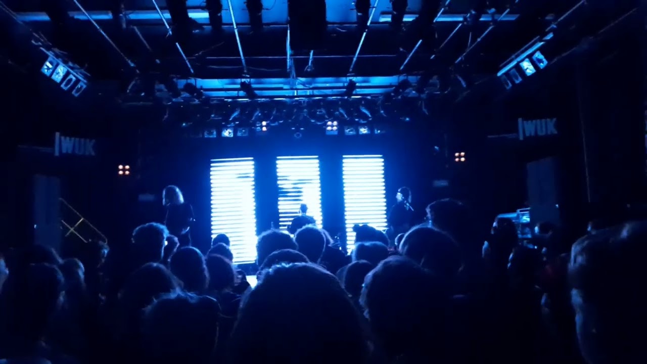 Low - Days Like These (Vienna 2022)