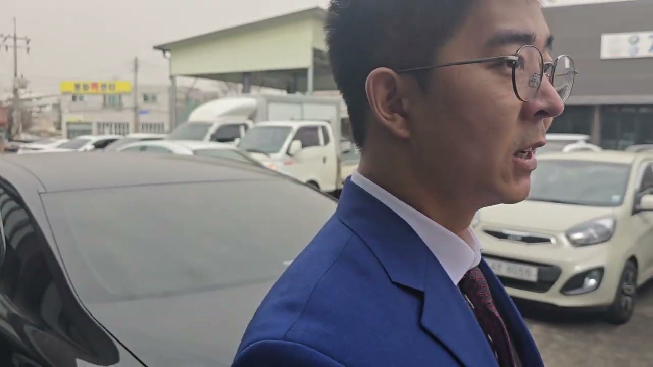“오늘 준비된 라인업 — E클래스·XC40·렉서스·쏘렌토.”