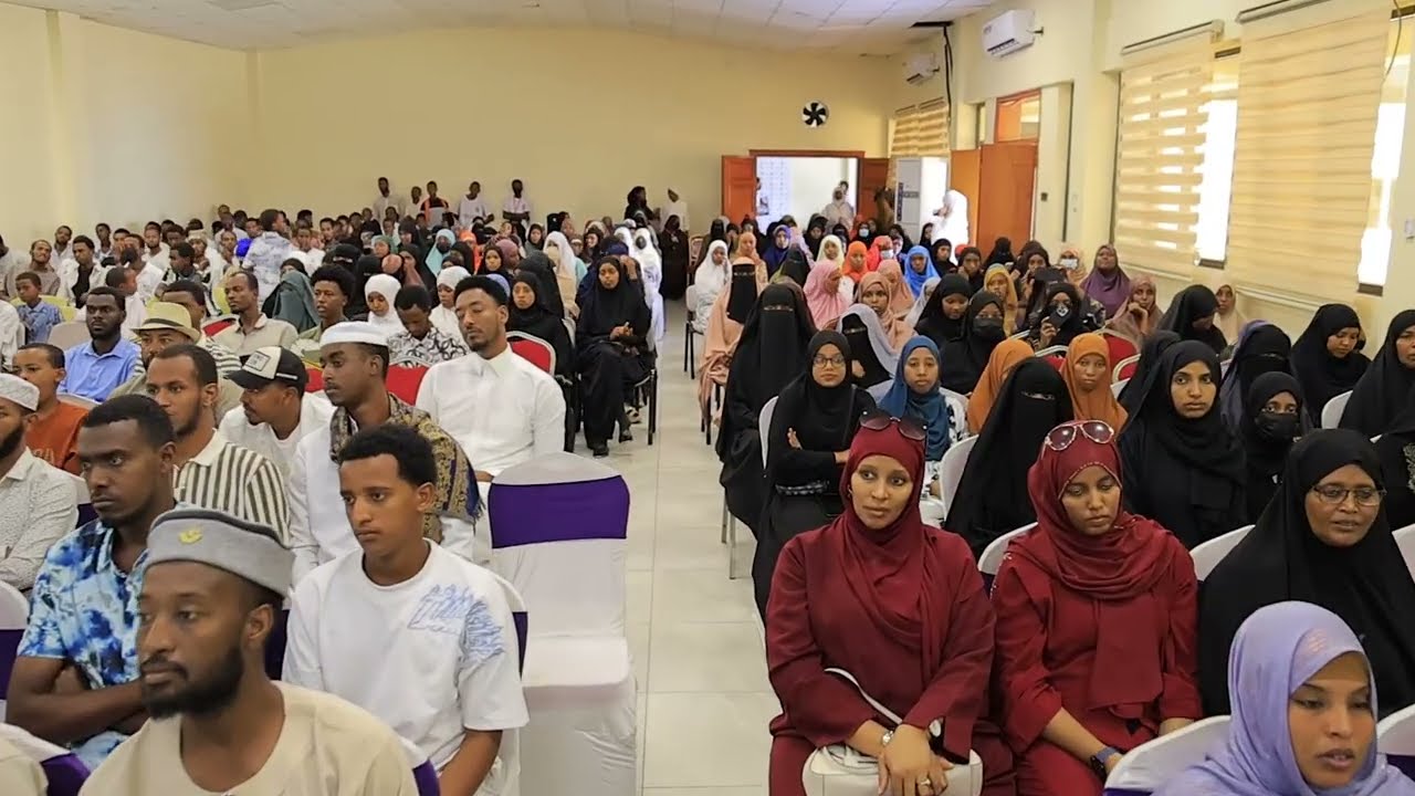 Qophii Saganttaa Eeybaa ( Dogongora kheetirraa deebi'u Hin Qaanfatin )  Ustaz sharif 