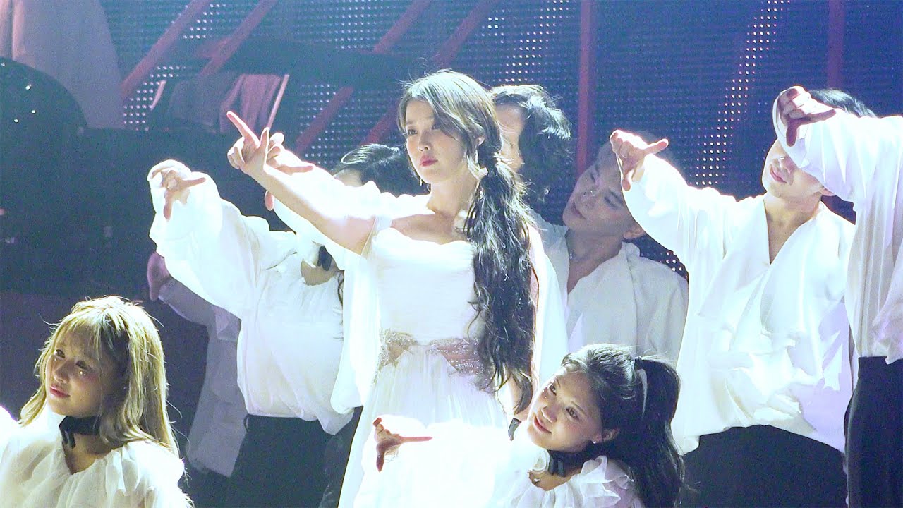 아이유(IU) - 너랑 나 (YOU&I) 직캠 @240922 The Winning Concert