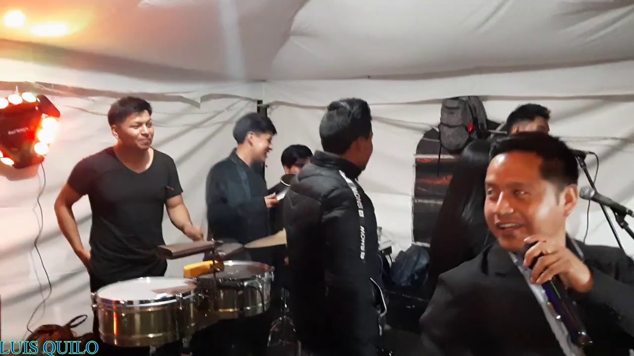 Los Máximos Hermanos en Vivo//Chaupi Loma 2020.🎷🎶🎹🎸