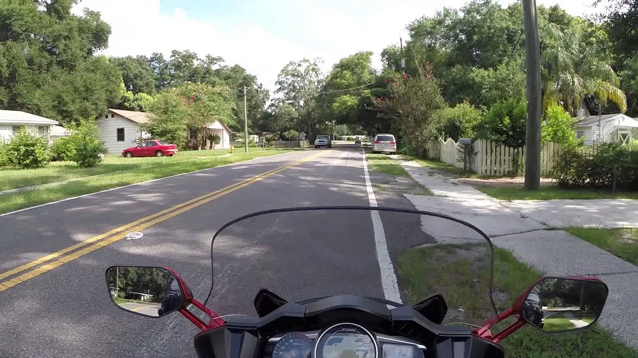 2014 Yamaha FJR1300 Demo Ride (En Español) Part 1 of 2
