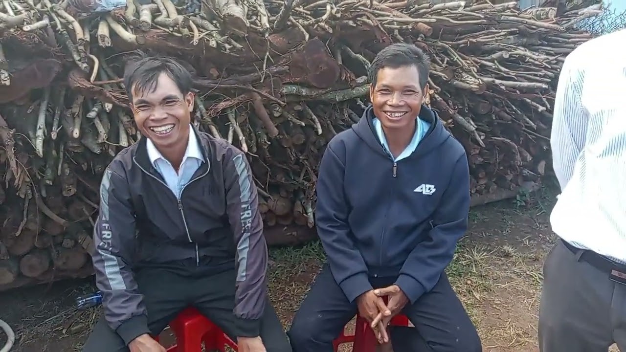 Hrơi bơng hua phét bơni r gong sang ơi adai plei ia mút 