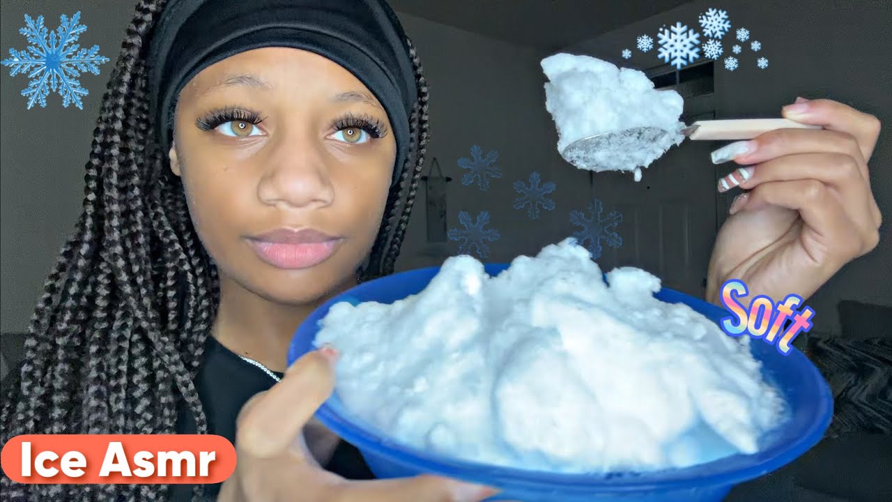 ICE ASMR | EATING ICE W/ HANDS / FREEZER FROST , POWDERY ICE CHUNKS