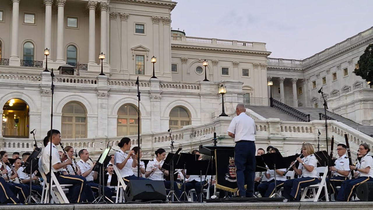 The United States Army Band - "Adventures on Earth" from E.T. The Extra-Terrestrial. August 15, 2025