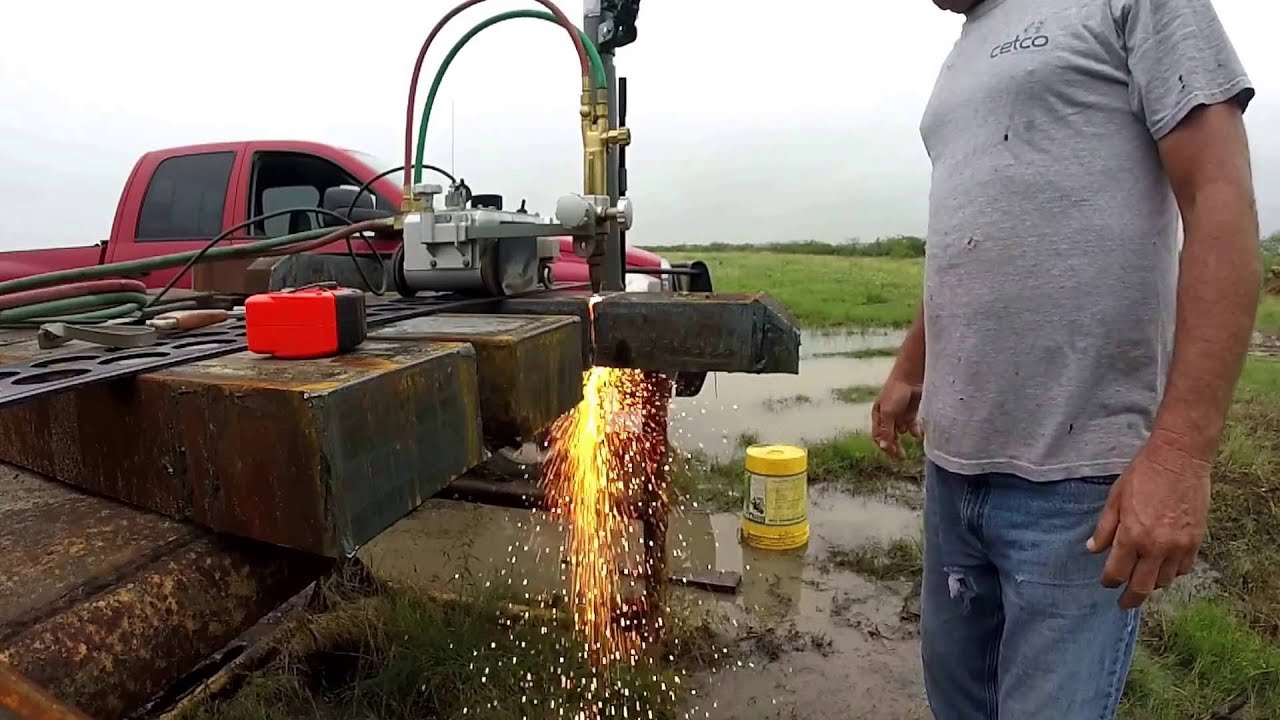 Track torch cutting 3 1/2 inch plate