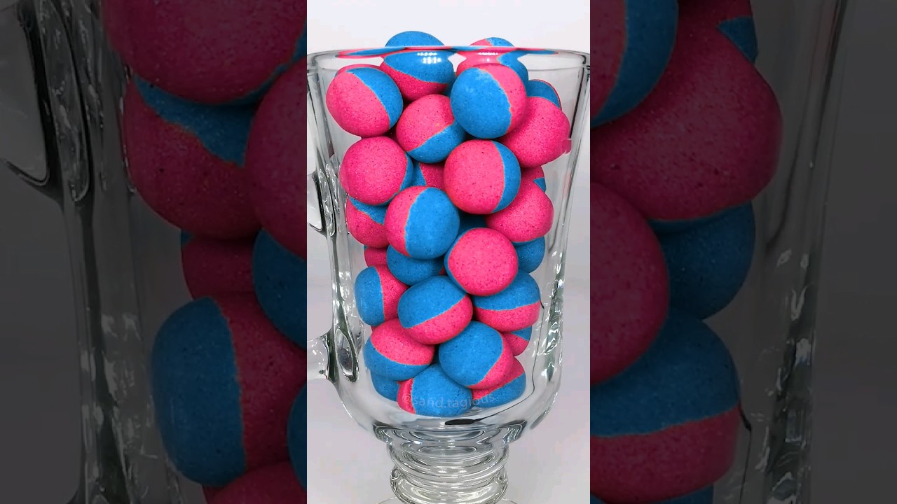 Very Satisfying and Relaxing Kinetic Sand ASMR, drop and squish