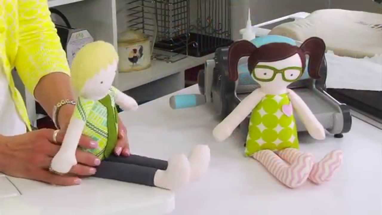 How to Make a Kid Giddy Doll - Sizzix