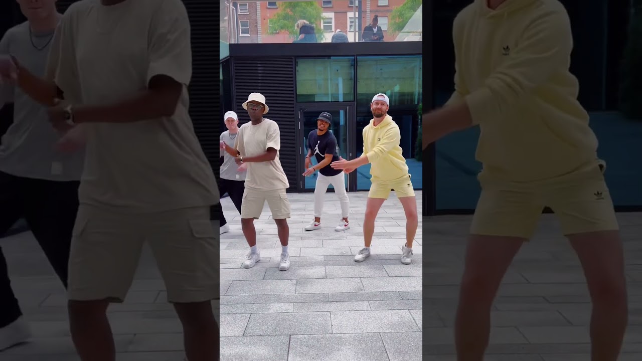 I think the security guard was impressed 😂 #congo #dancechallenge #shorts