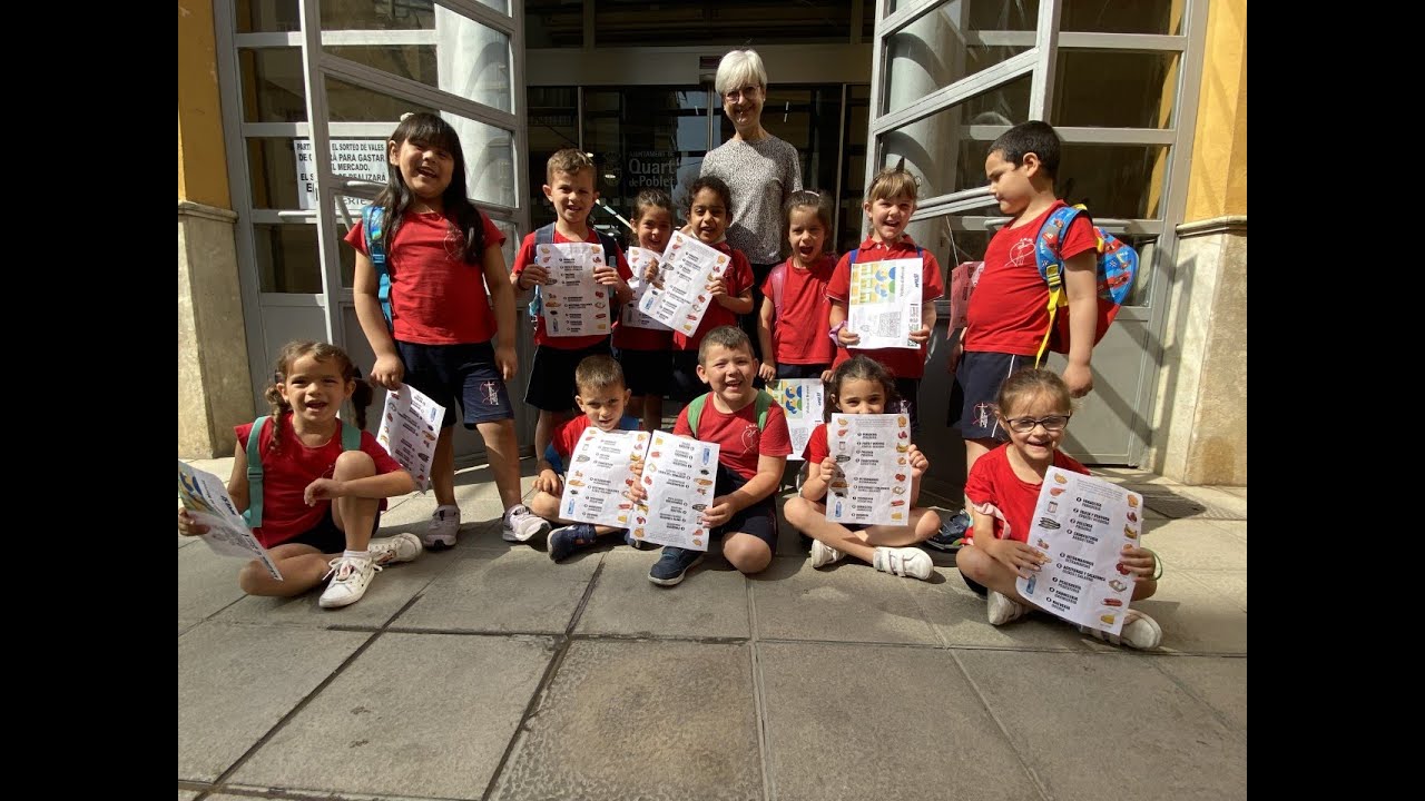 El alumnado de 5 años de Quart de Poblet visita el Mercado Municipal