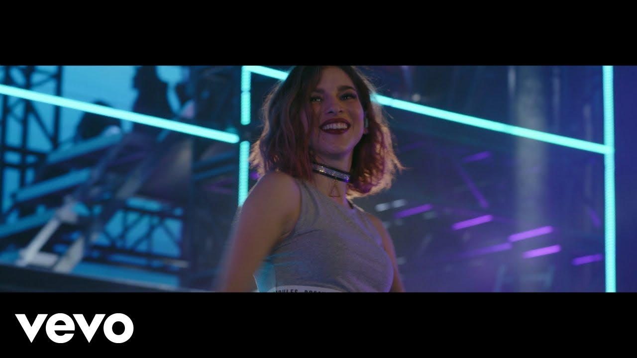 Paty Cantú - War (En Vivo) ft. Bea Miller