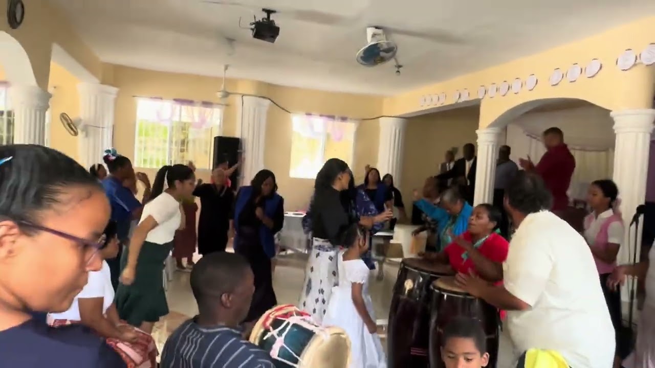 Yo siento paz y gozo en mi Corazón por qué Jesucristo Me liberto de las cadenas me liberto