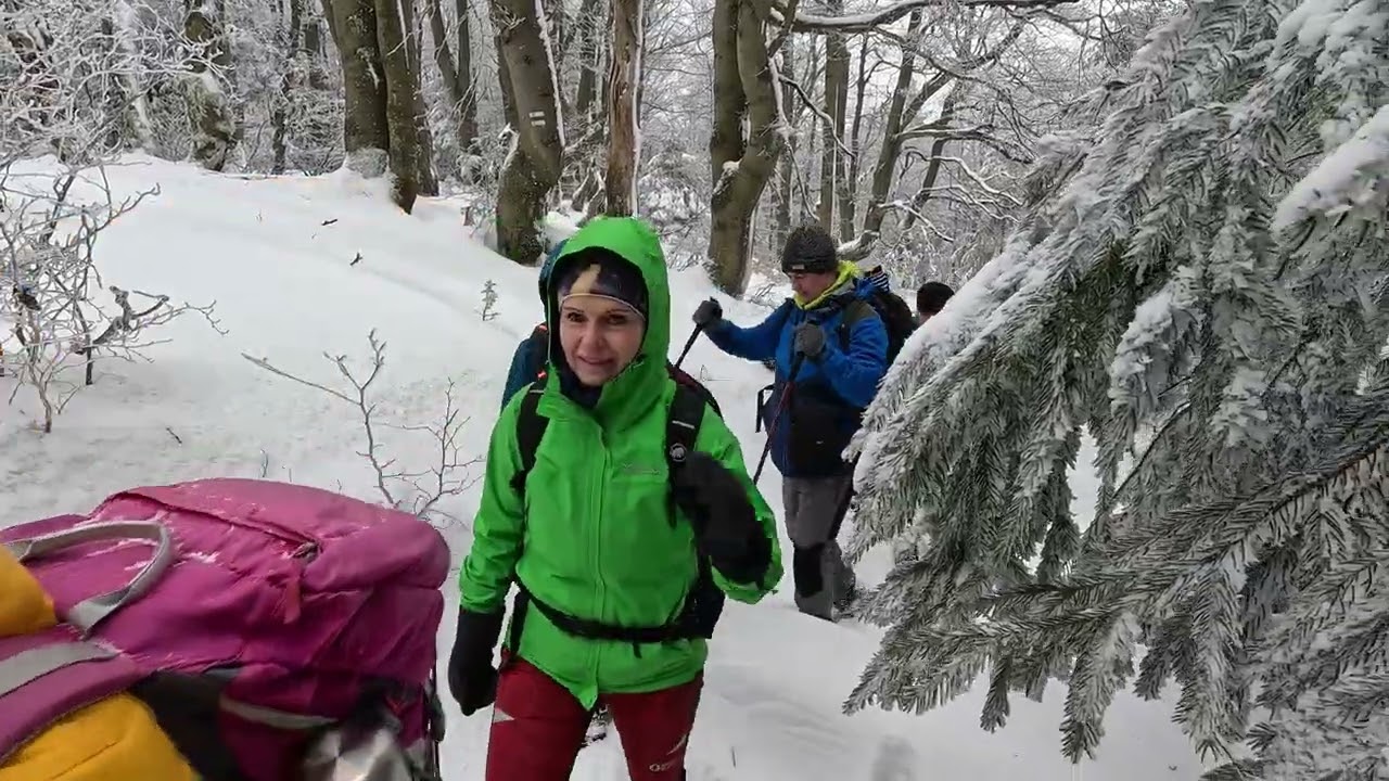 Zimná túra Makov – Kopanice → Čemerka ❄️ | Sneh po kolená, vietor a návrat do hôr