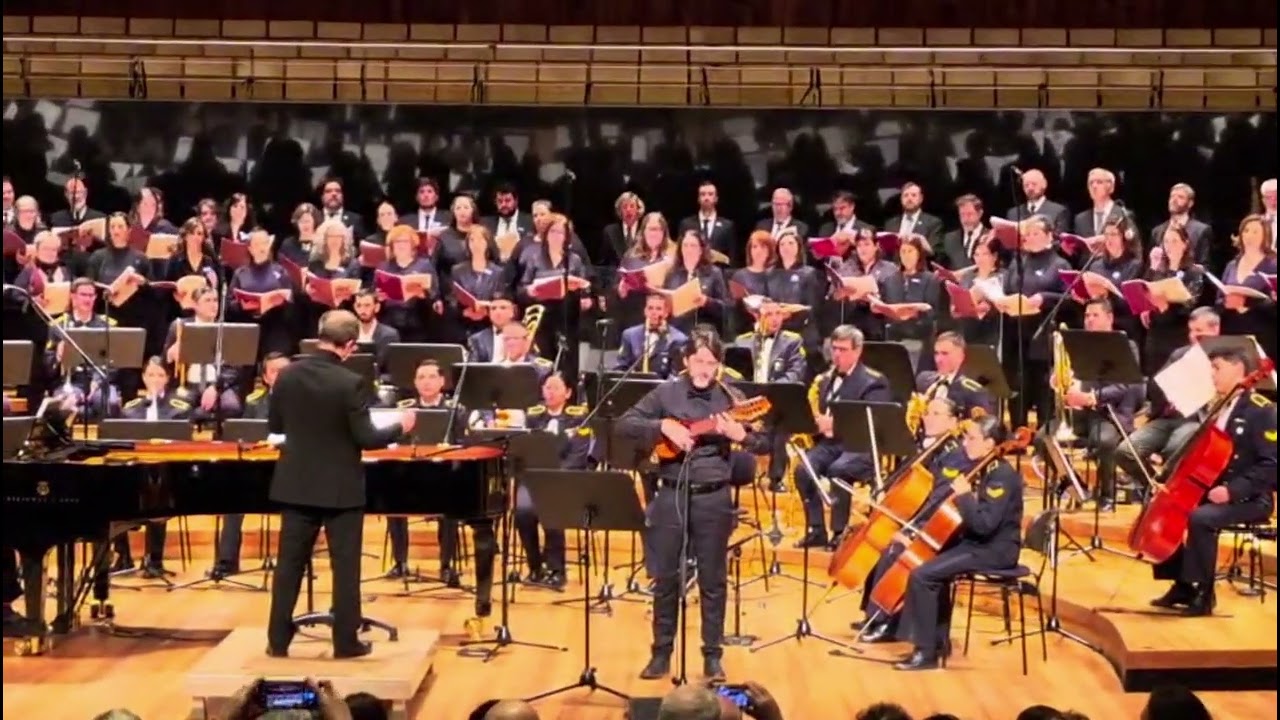 Gloria - Misa Criolla - Coro Polifónico Nacional y Orquesta de la Fuerza Aérea - Ballena Azul