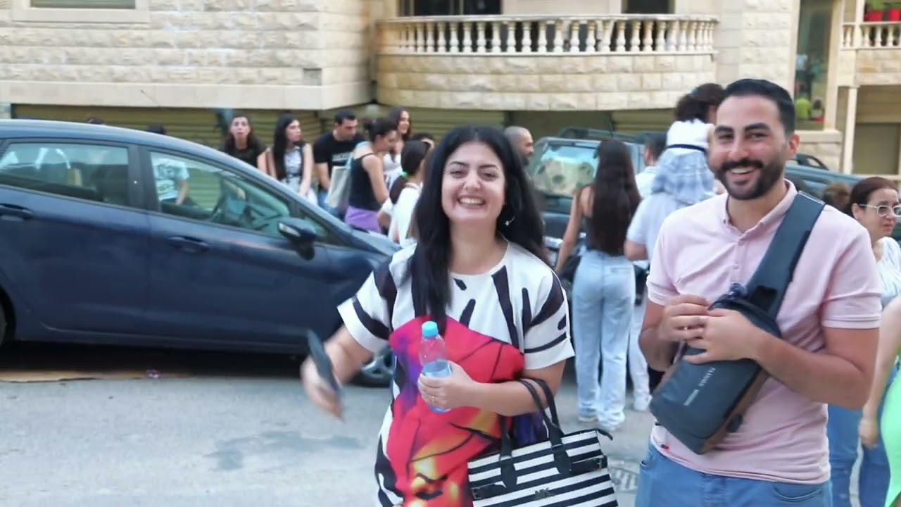 حل عنا السوريين ما حدا بيطيقك وعاملينك مسخرة السوريين 😎👇 