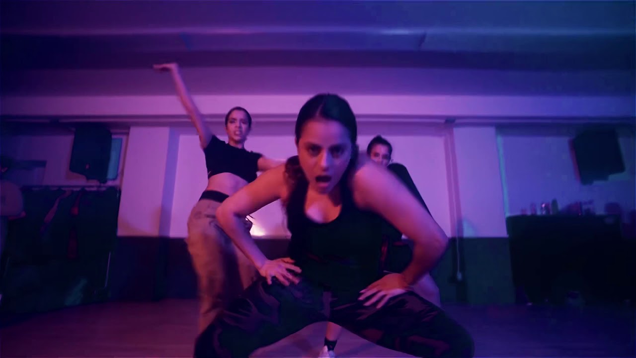 HOLA REMIX - DALEX 🔥 | NANDITO CHOREOGRAPHY (Dance Routine) NYC 2020
