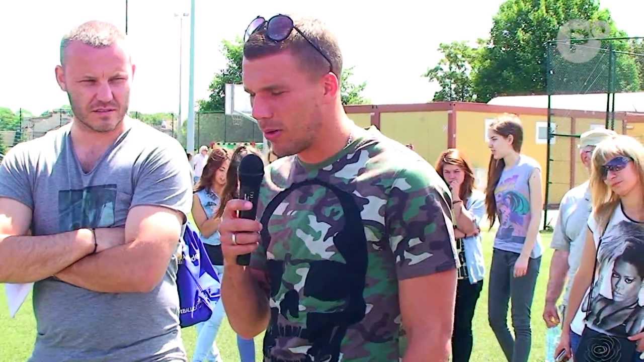 Lukas Podolski w Płońsku