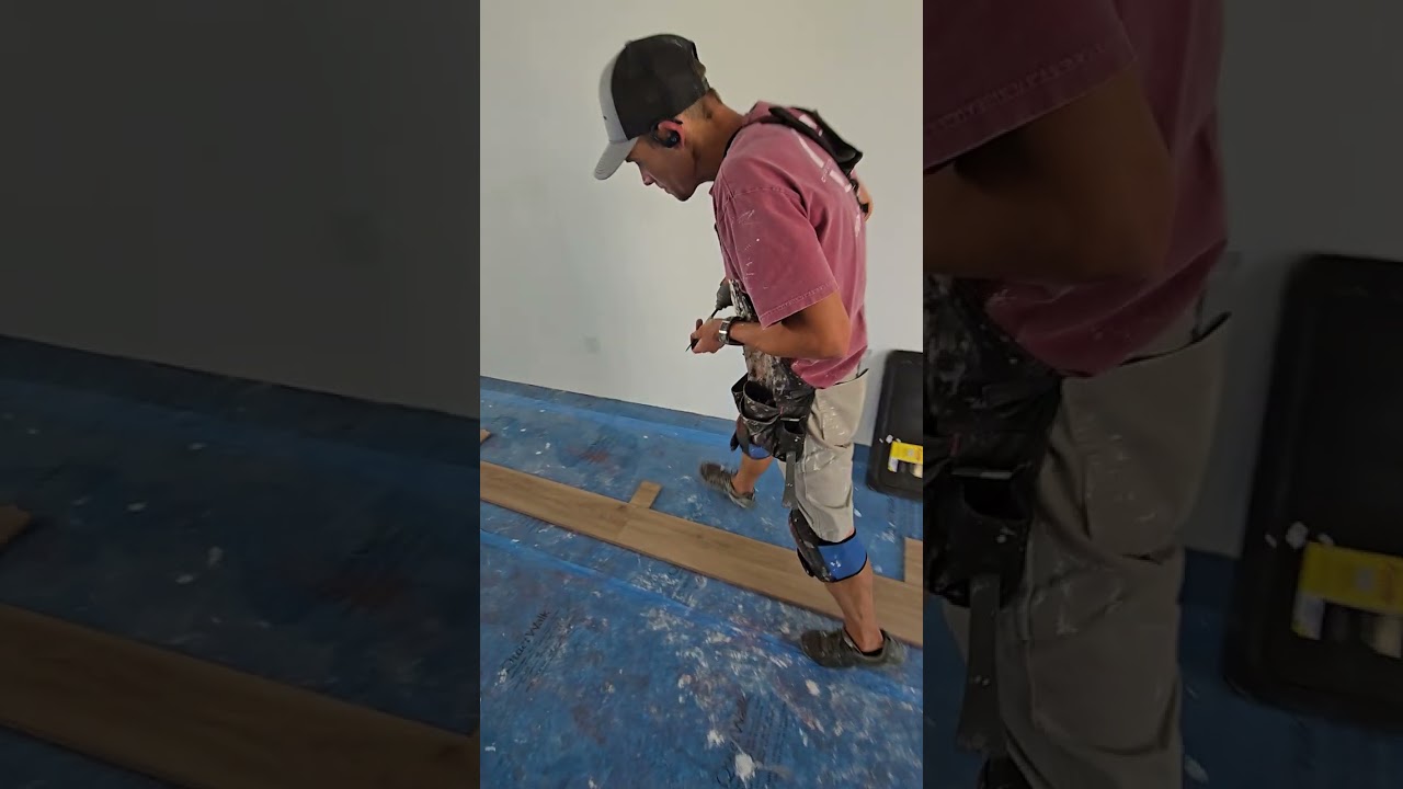 Laminate flooring how to.#newconstruction #flooring #howto #finishcarpentry 