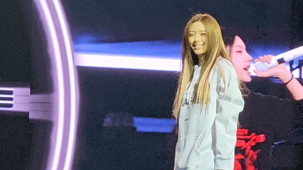 ITZY - Loco Soundcheck 08032024 ‎@ITZY  Born to Be World Tour Manila #itzy #midzy #jyp