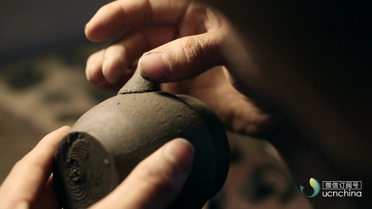 Ceramic artist live in the small village