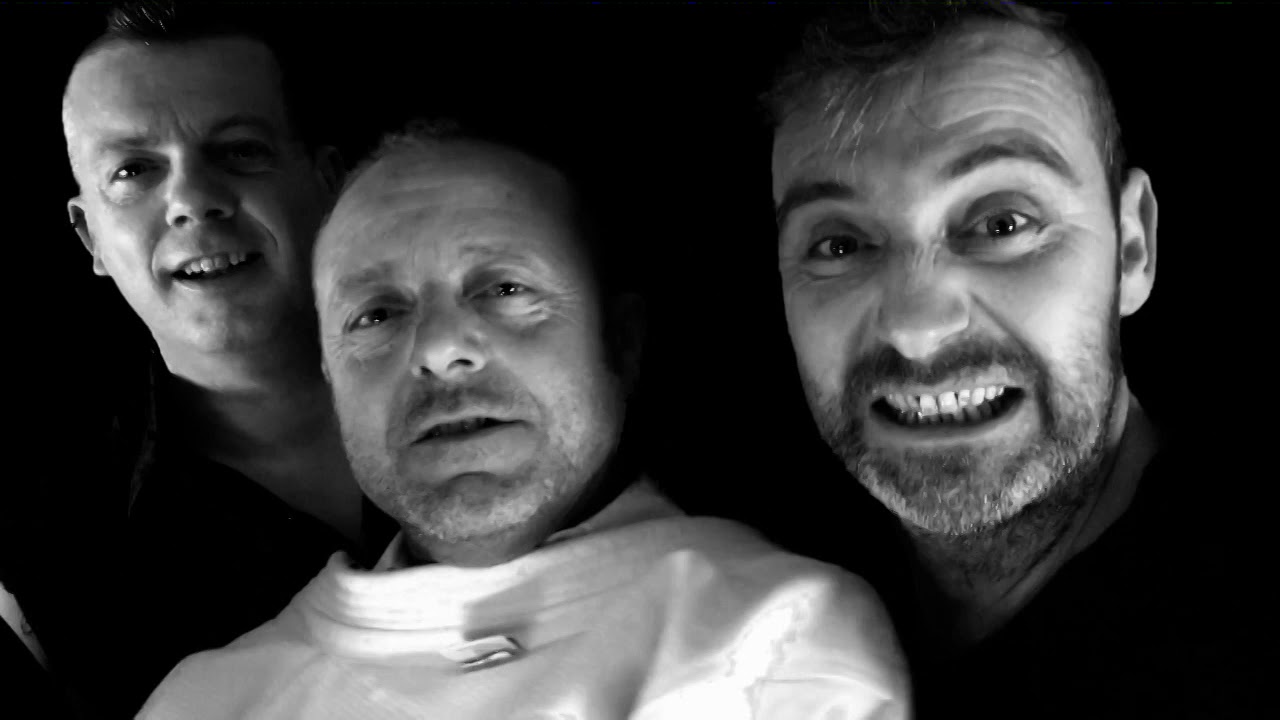 LAZY DOLL FACTICE :  mondo panic