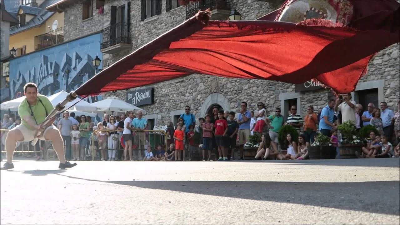 ONDEO DE LA BANDERA SALLEN DE GÁLLEGO 2015