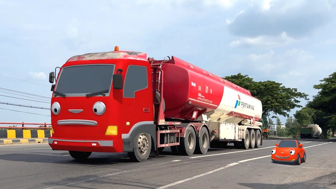 Disini Markas Truk Tangki Pertamina Panjang Mirip Frank Kawan Tayo