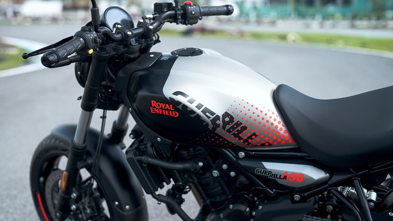 NEW 2026 Royal Enfield Guerrilla 450 Apex Black - The ULTIMATE New Budget Naked Bike!