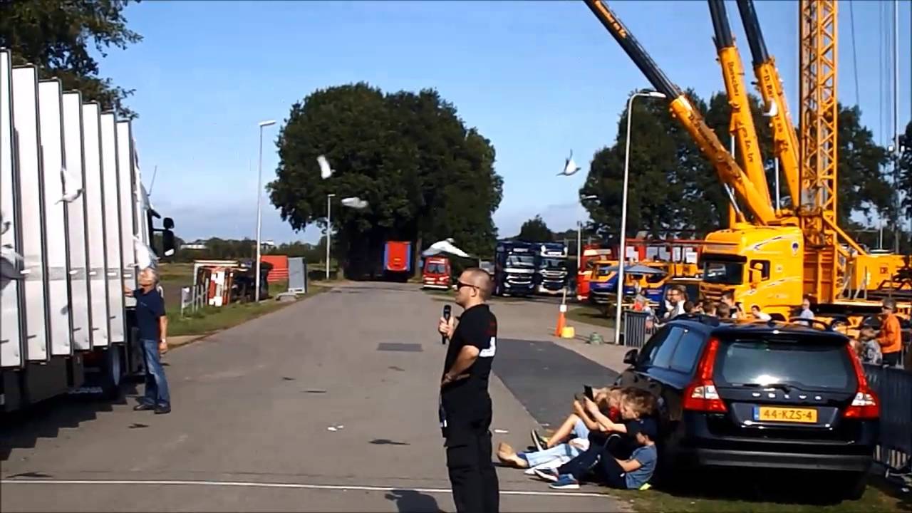 Duiven van De Streekvliegers gelost op Truckersdag 2016