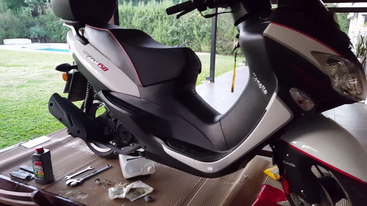 Cambio de aceite y limpieza de filtro Zanella Styler 150