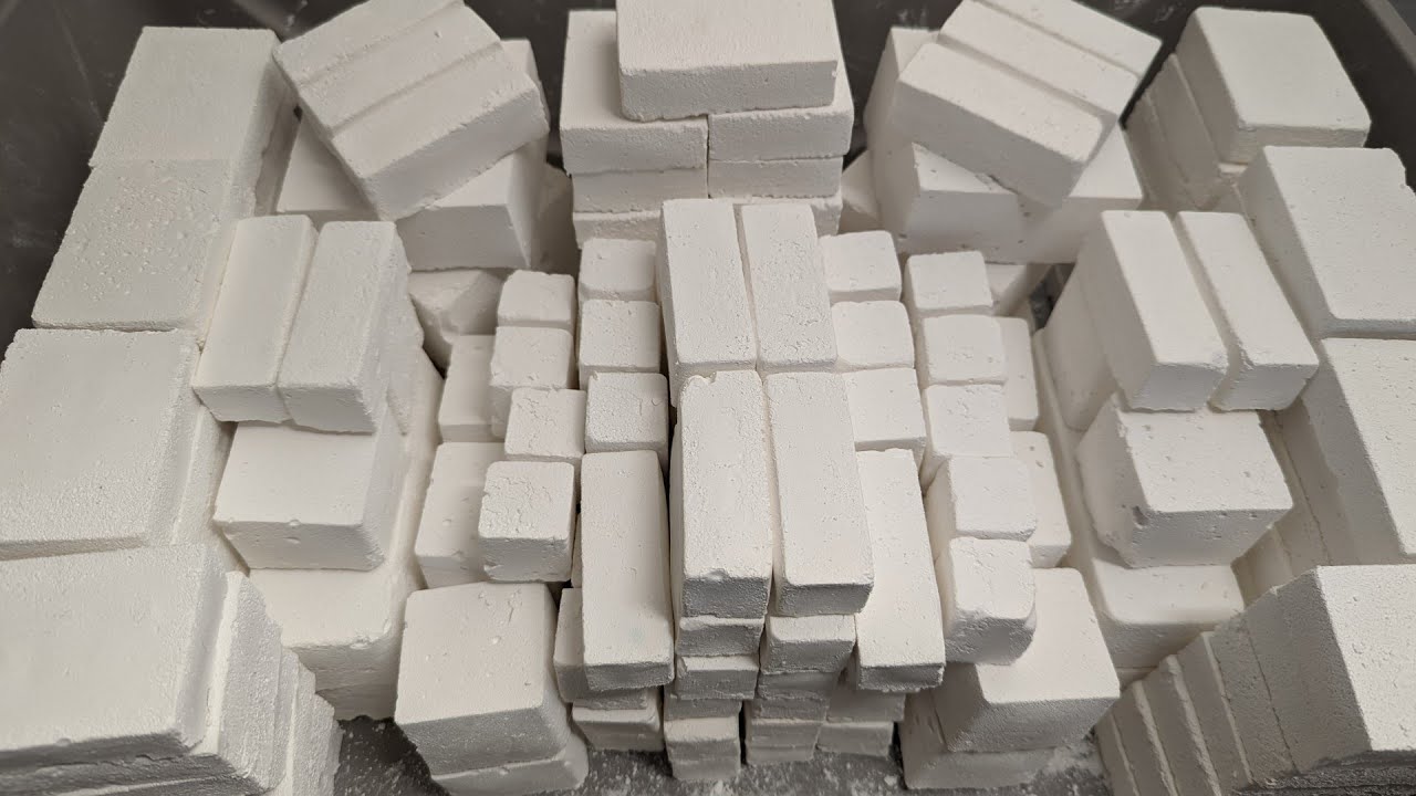 Plain Jane Straight Edge 180 Piece Mass Crush of Crunchy Gym Chalk Reforms | ASMR | Oddly Satisfying