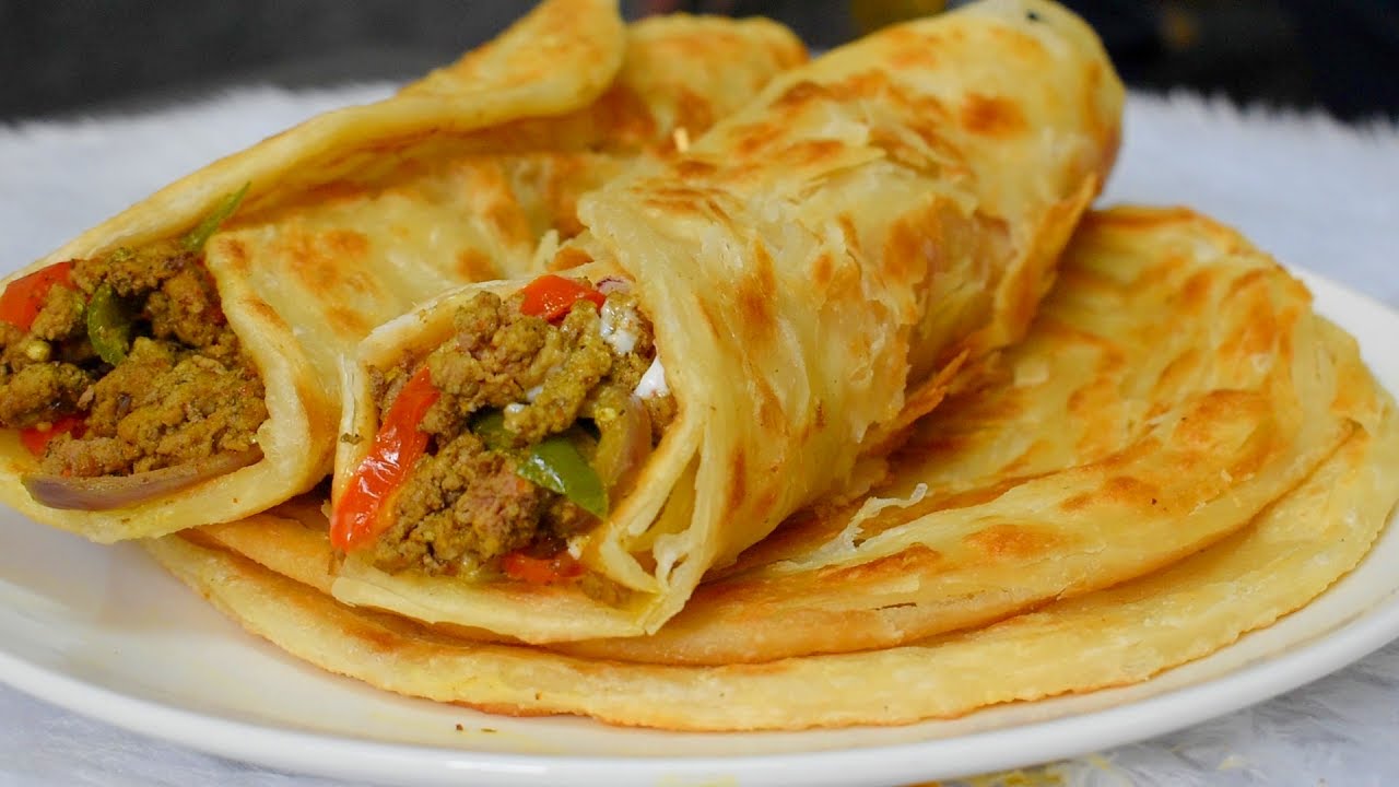 Keema bhara lachedar Paratha roll ❤👌😋 recipe by lively cooking II Lacha paratha roll recipe