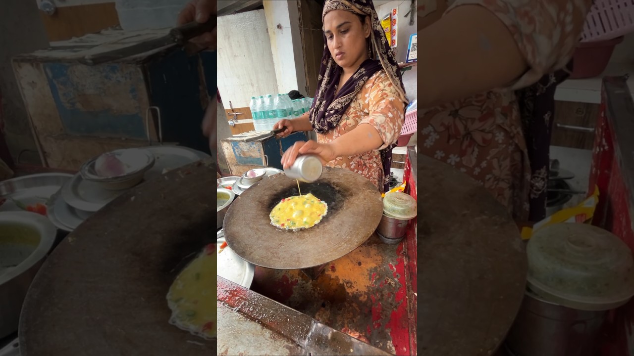 Best Omelette Pav in Mumbai #shorts #streetfood #egg #omelette #food