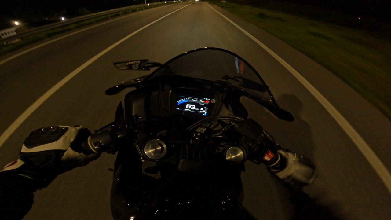 Midnight Ride Home: Leaving School at 12AM on My Yamaha YZF-R125