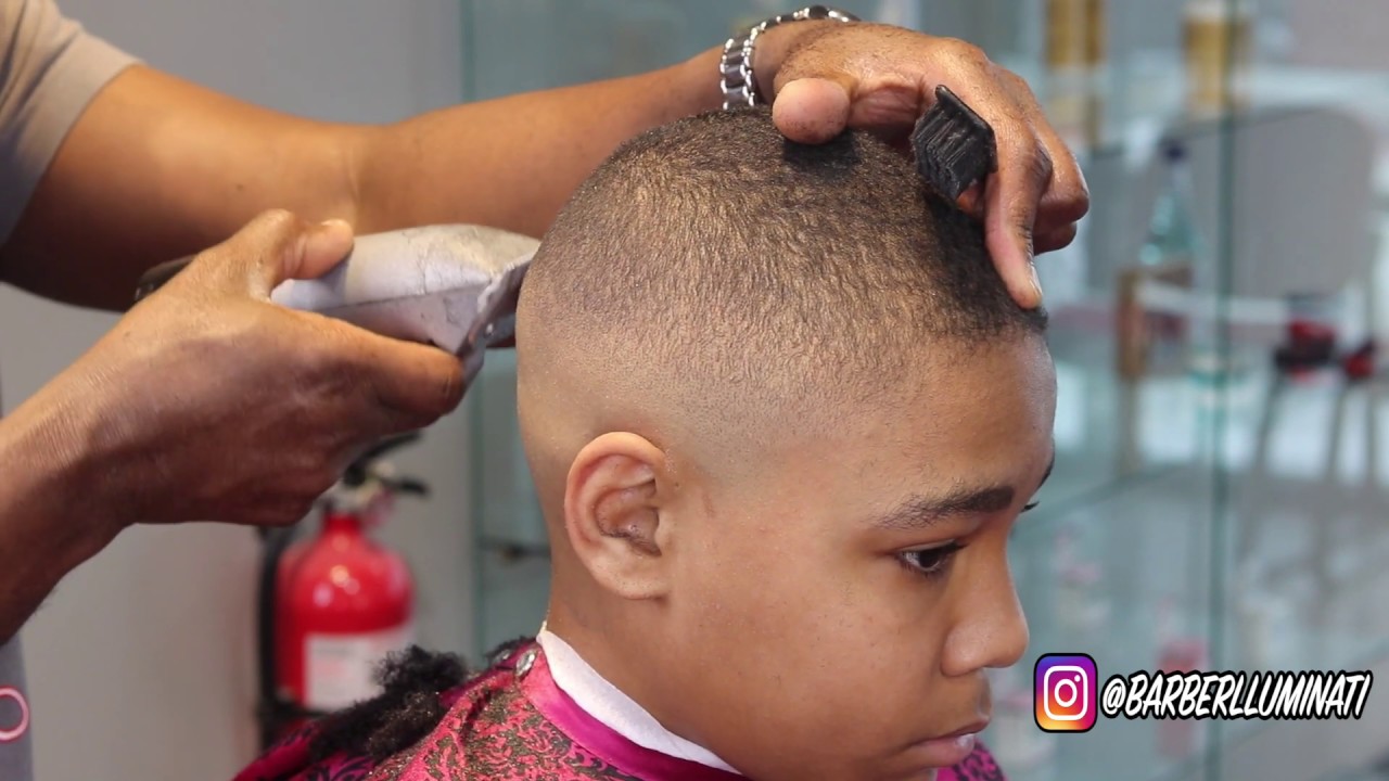 HOW TO: STEP BY STEP USE ALL DETACHABLE BLADES TO FADE: HAIRCUT TUTORIAL