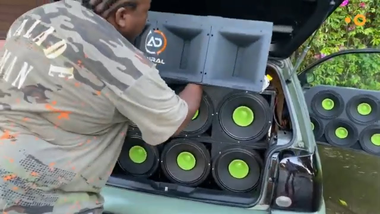 Sound System Volkswagen 🔊🔊  la Lupo unique de Malad Man du Madinina Tuning Club