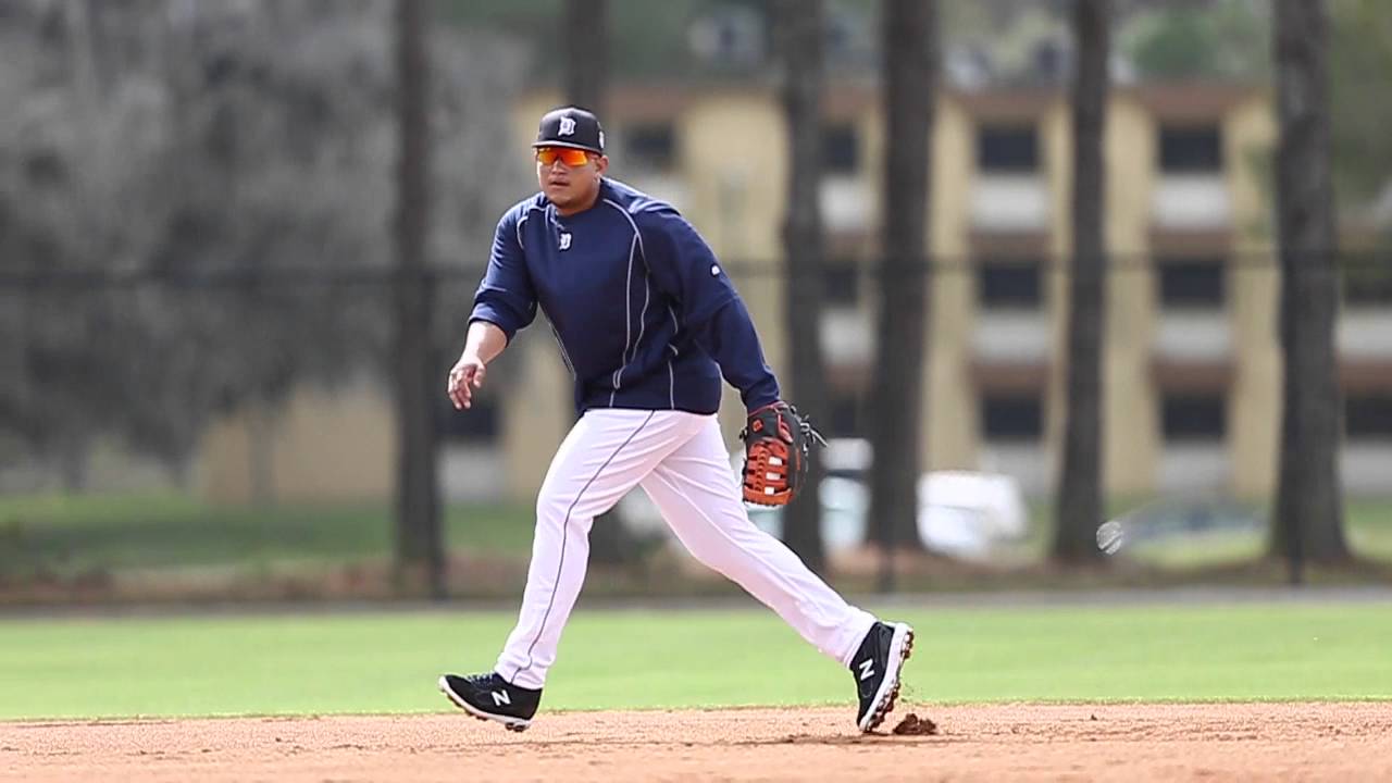 Watch as Detroit Tigers field ground balls Tuesday