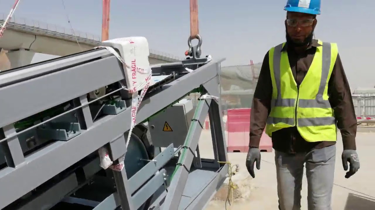 اهم مرحلة تركيب السلم الكهربائي لمجطة قطار الرياض 11