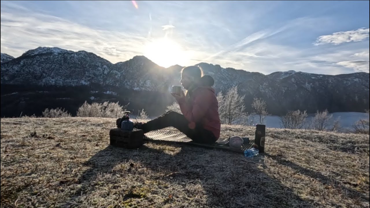 Cinci nopți la Cort pe Muntele Sf&acirc;nt al Dacilor &ndash; Munții Ceahlău 🌲
