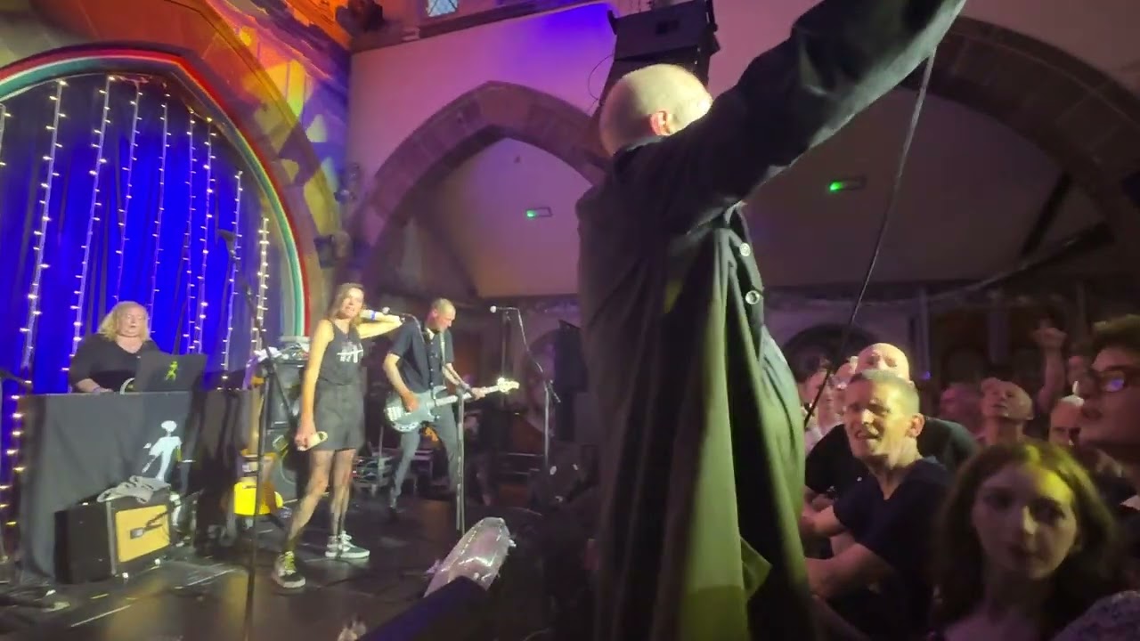 Goodbye Mr Mackenzie - Goodbye Mr Mackenzie (live 2025)