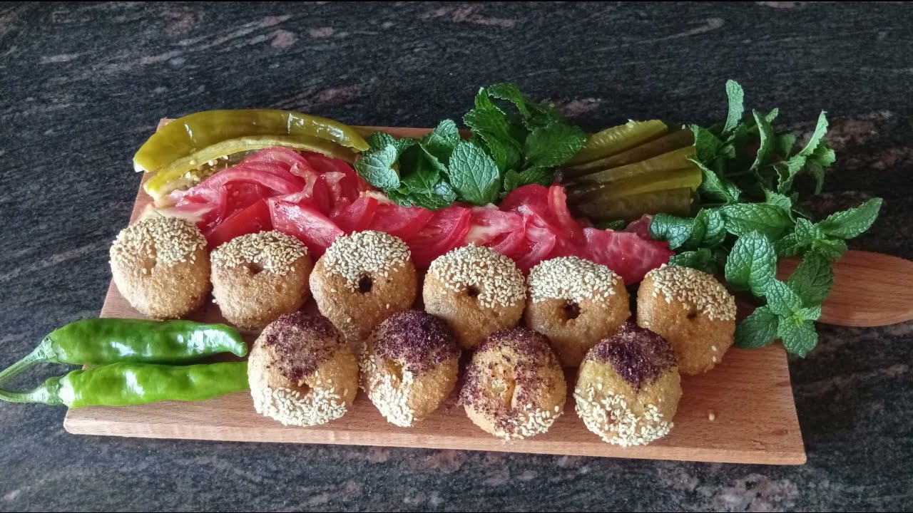 من حبة الحمص البسيطة تبدأ الحكاية… الفلافل | The Falafel Journey: From Bean to Sandwich 🌱🥙