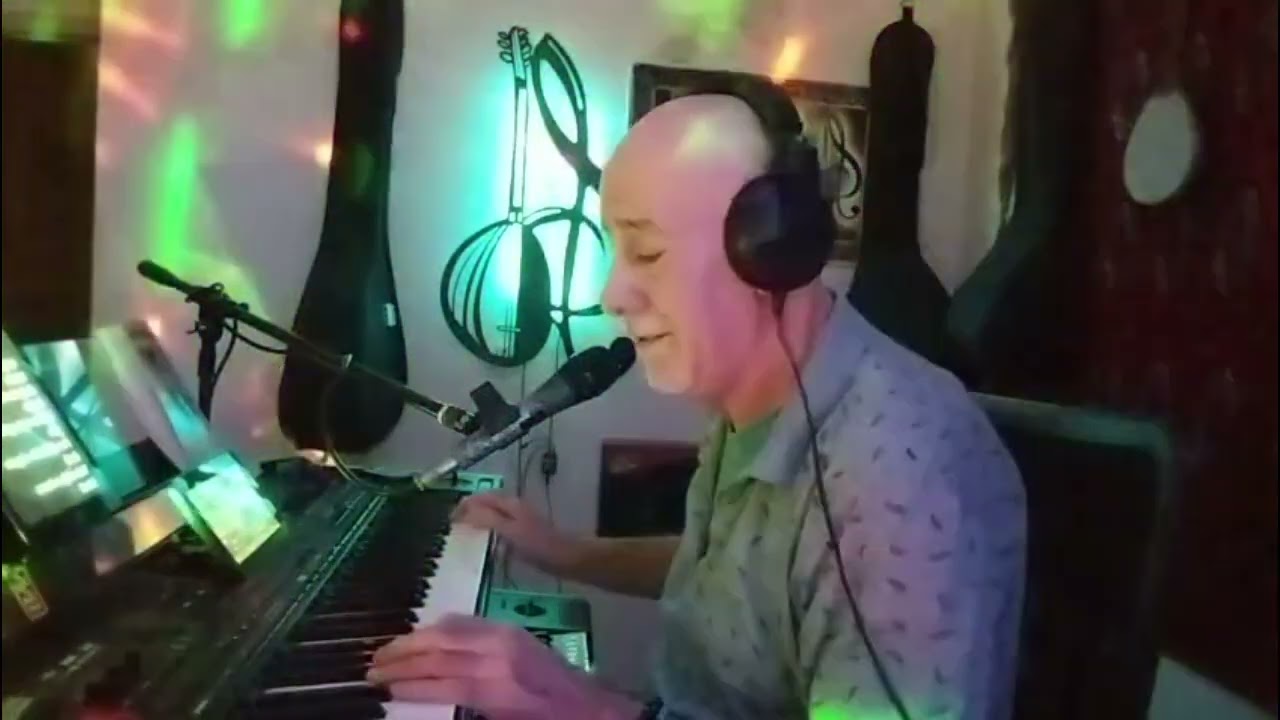 YALMİZLİGİM BANA.SENAY İCLEK BİLGİCLİ.GŪFTE.MUSTAFA KABAK.YORUM.ALİ TURGUT VİDEO KUSTU..