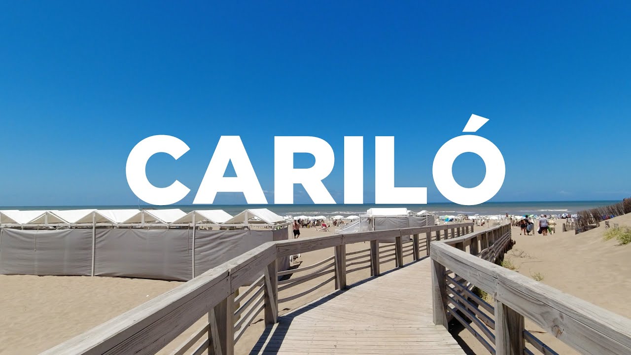 Enjoying a walk to the beach in Carilo - Buenos Aires | 4K