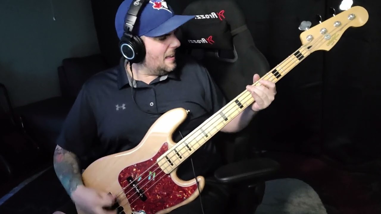 Satanic Surfers - ...And the Cheese Fell Down (Bass Cover)