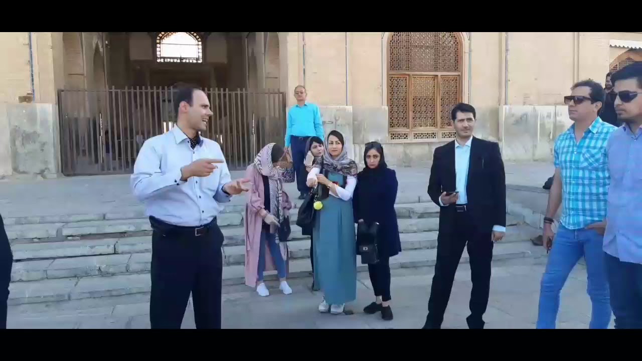 توضیحات مختصر کاخ عالی قاپو میدان نقش جهان اصفهان سخنران فرشاد فروزش