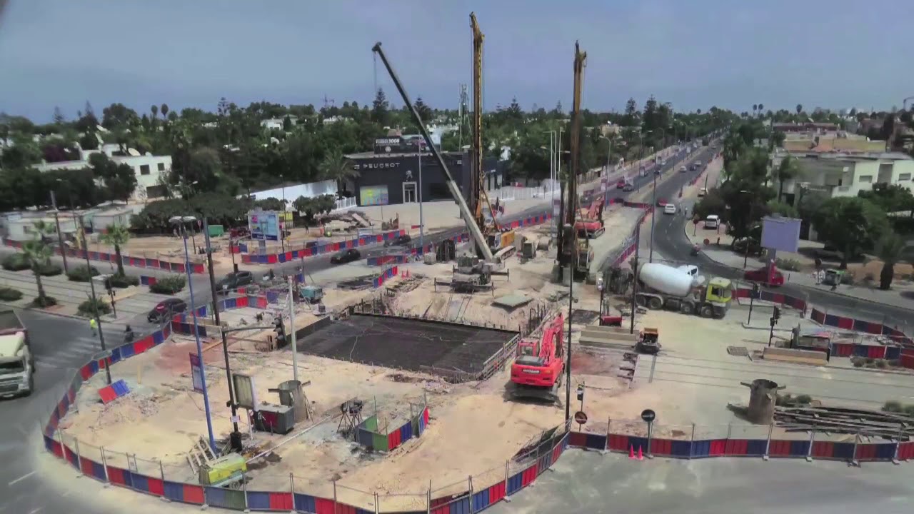 Tr&eacute;mie Sidi Abderrahman construite en 10 jours sous tramway  بناء نفق في 10 أيام  تحت الطرامواي
