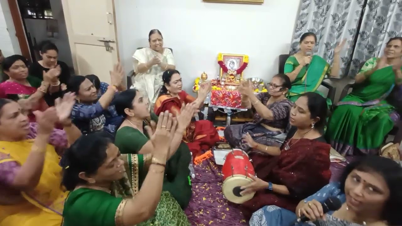 ભજન નીચે લખ્યું છે.હર્ષા પટેલ. ગણેશ નું સુંદર ભજન નવું છે અંત સુધી સાંભળજો આનંદ થશે.શ્રી સખીભજન મંડળ