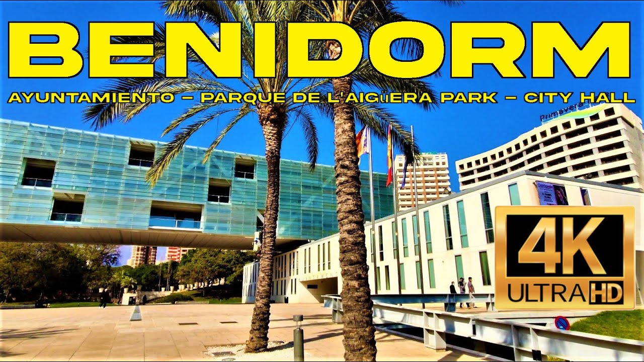 Caminando por Benidorm Parque Aiguera - Ayuntamiento (Alicante, Valencia, España) [4K UHD Ultra HD]